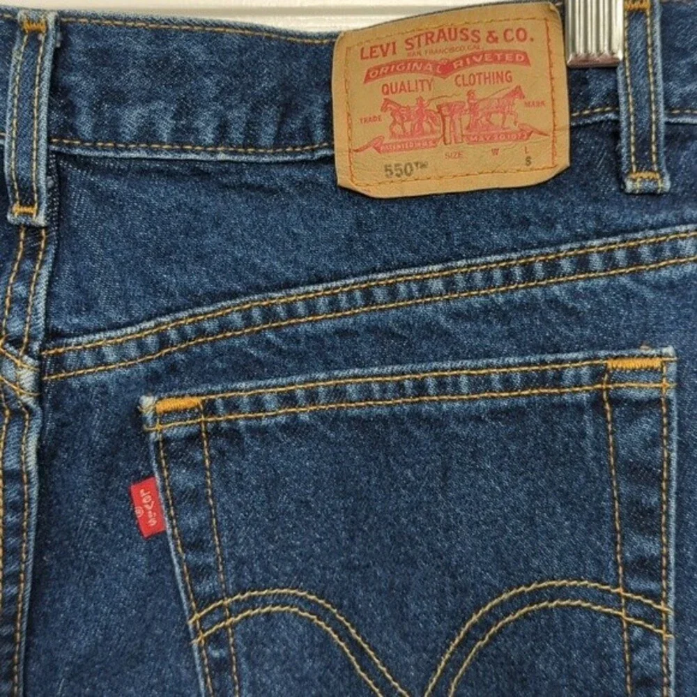Levi's Classic relaxed 550 cotton jeans size 16